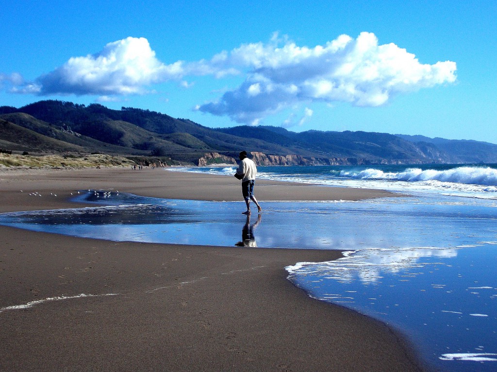 Waves, Mountains and Reflections